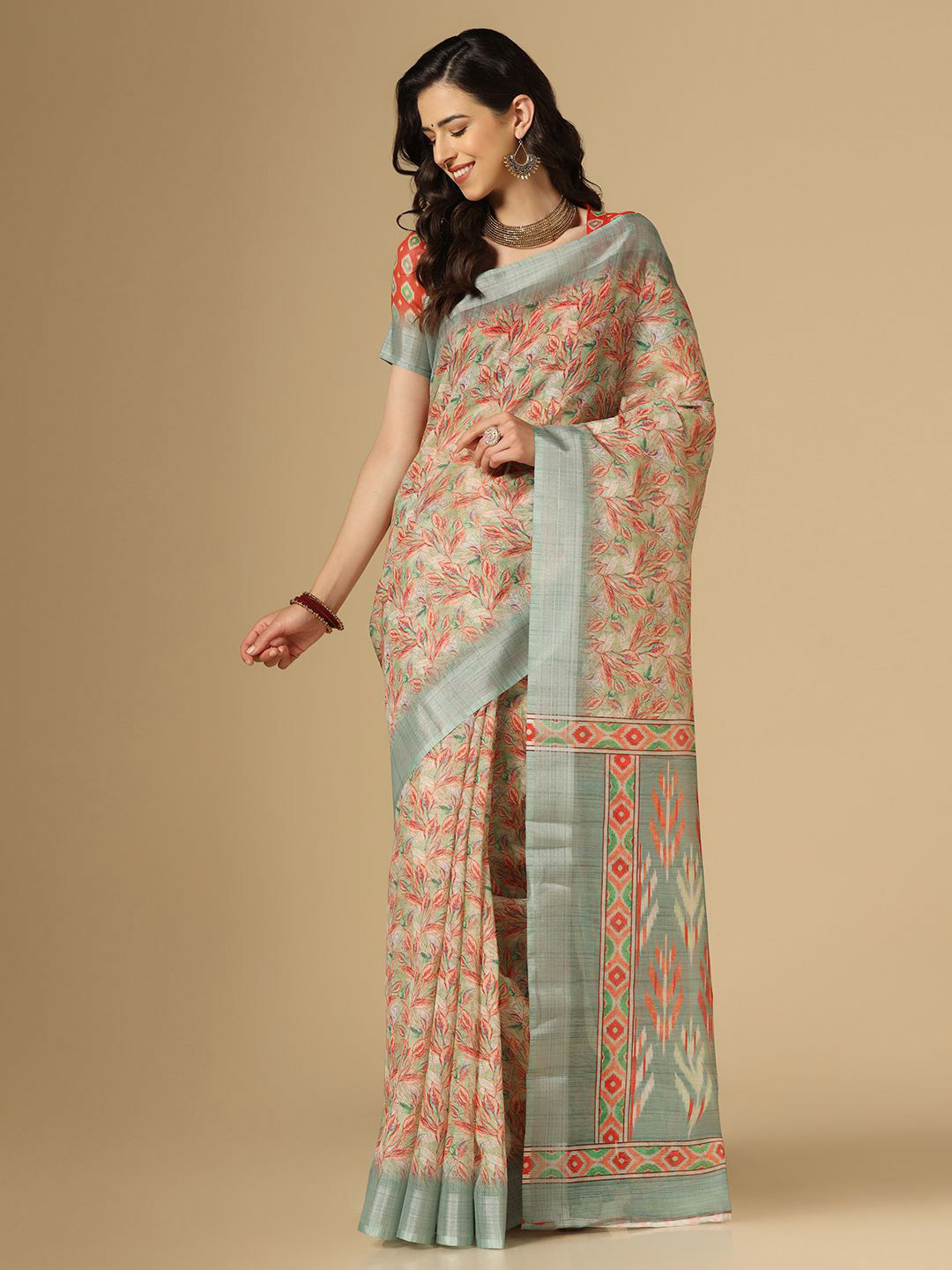 

Satrani Red & Green Floral Printed Zari Saree