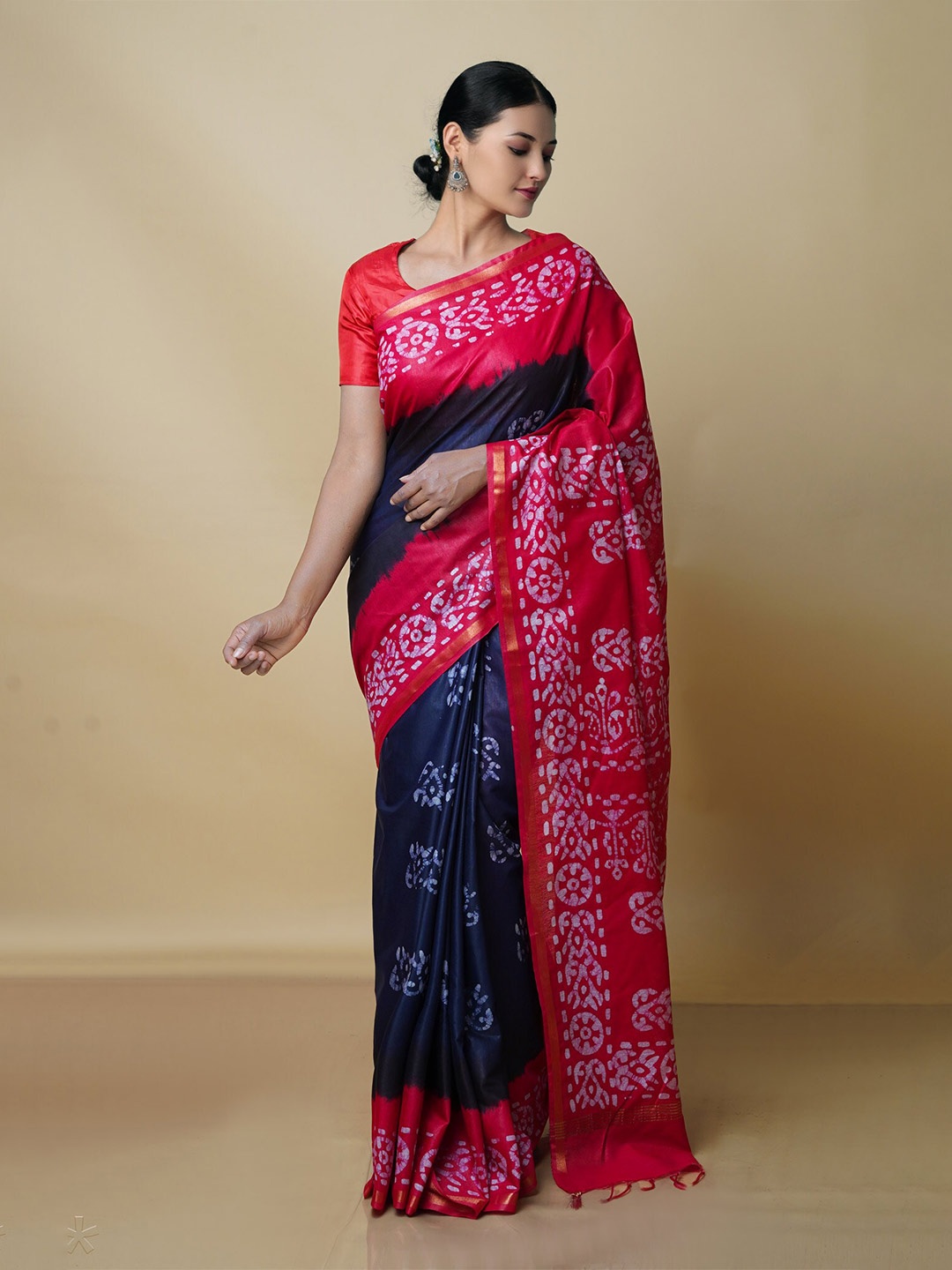 

Unnati Silks Batik Printed Zari Pure Silk Chanderi Saree, Navy blue
