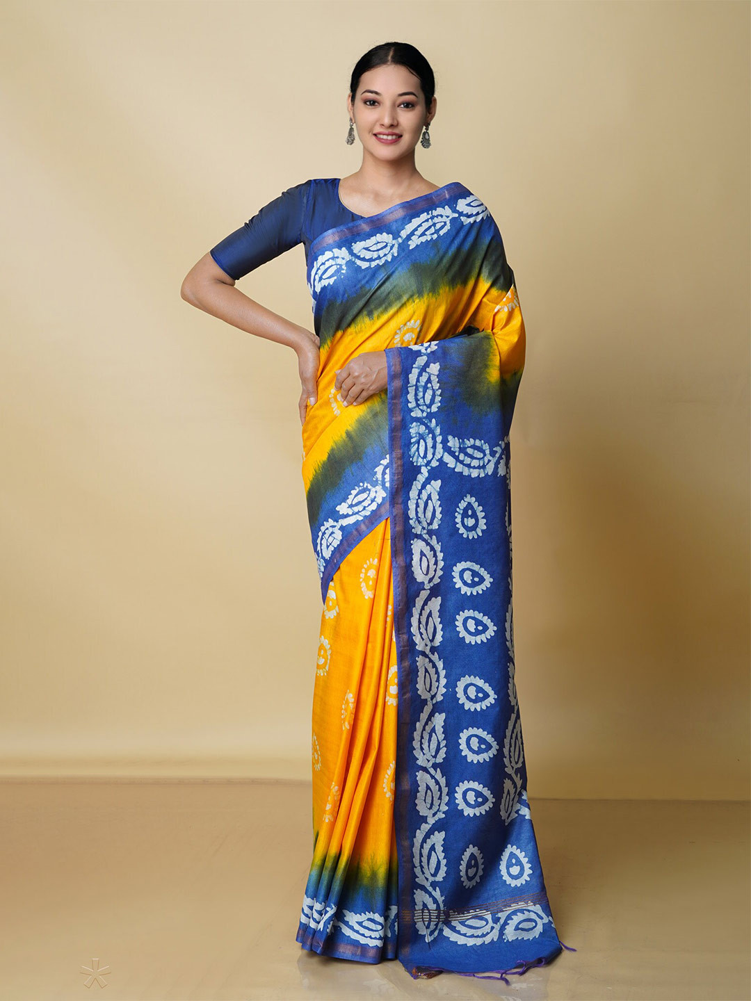 

Unnati Silks Batik Printed Zari Pure Silk Handloom Chanderi Saree, Yellow