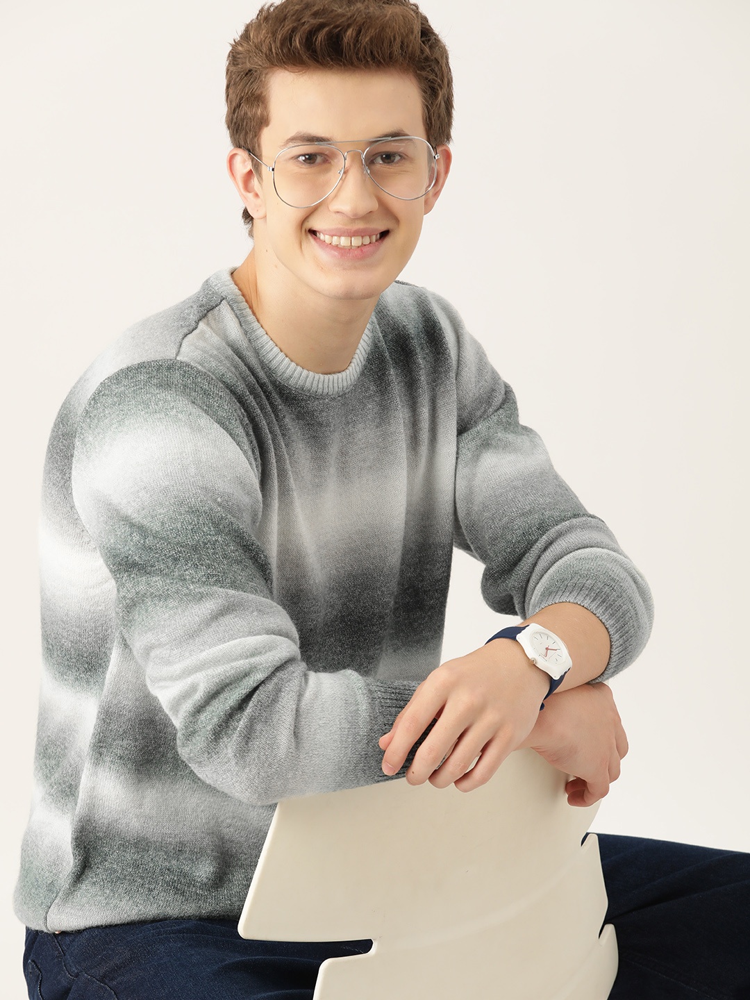 

Mast & Harbour Men Colourblocked Pullover, Grey