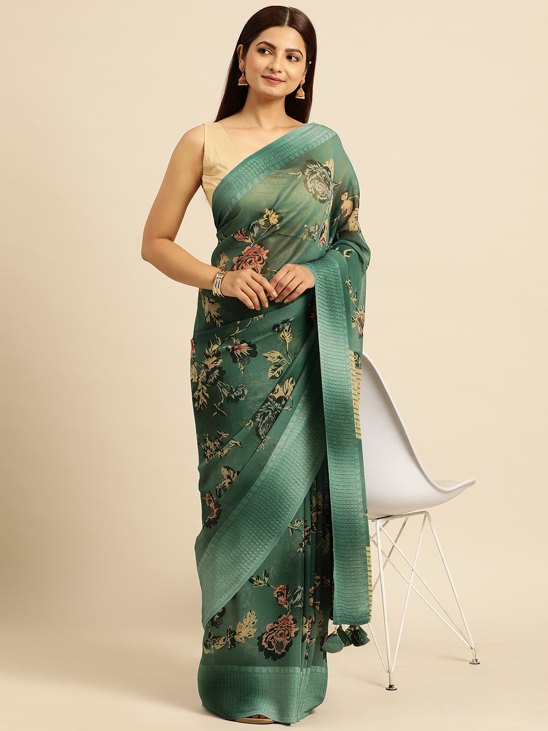 

Triveni Floral Printed Pure Georgette Saree, Green