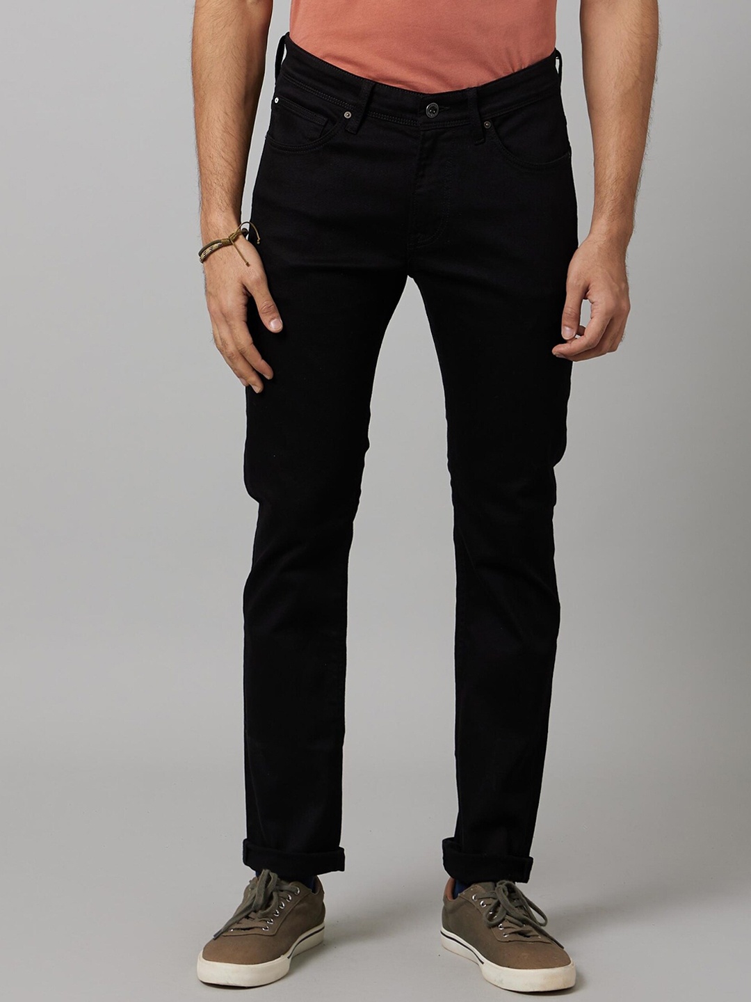 

Celio Men Mid-Rise No Fade Stretchable Jeans, Black