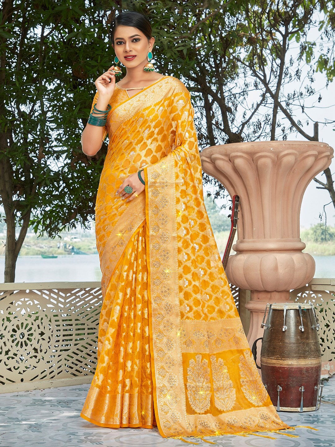 

SANGAM PRINTS Ethnic Motif Woven Design Zari Organza Saree, Yellow