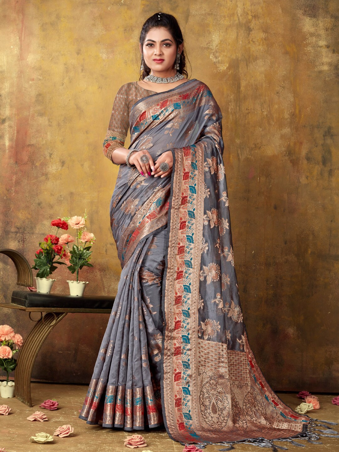 

SANGAM PRINTS Floral Woven Design Zari Organza Saree, Grey