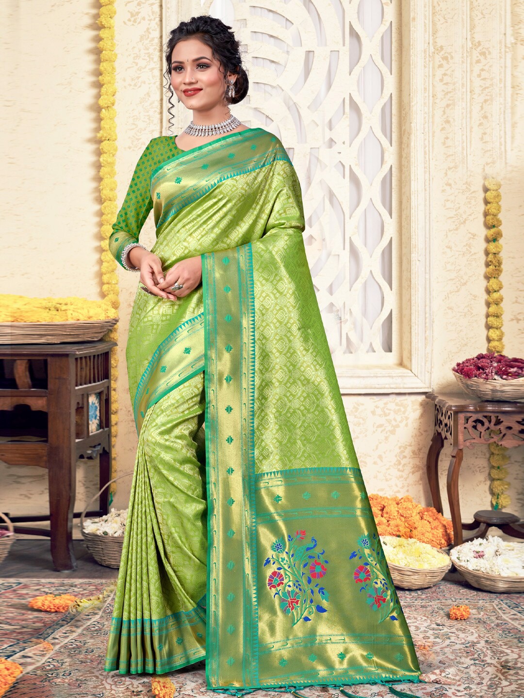 

SANGAM PRINTS Ethnic Woven Design Zari Pure Silk Kanjeevaram Saree, Green
