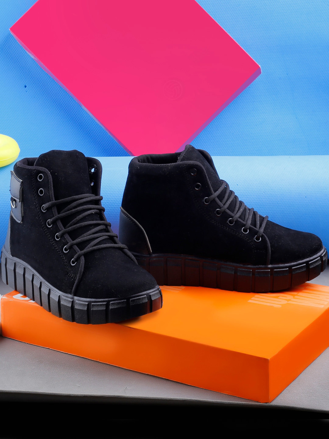 

mr.wonker Women High-Top Sneakers, Black