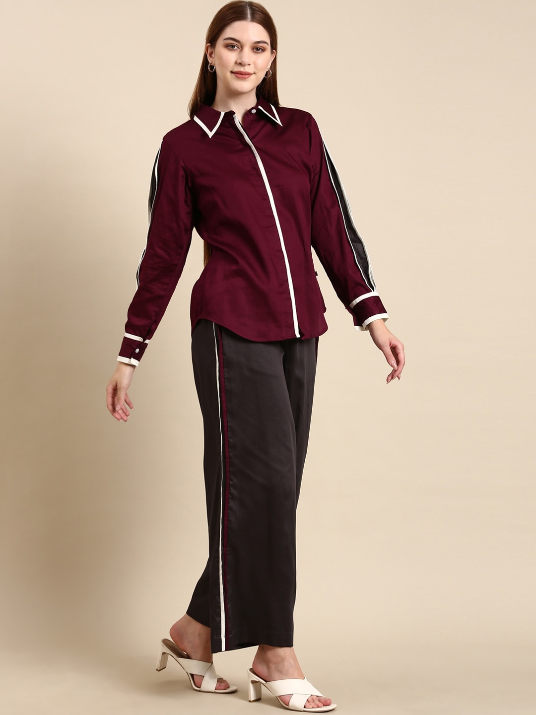 

Bannos Swagger Shirt Collar Long Sleeves Shirt With Pleated Trousers, Burgundy
