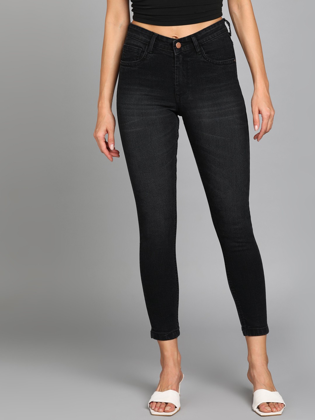 

Urbano Fashion Women Skinny Fit Light Fade Stretchable Cropped Jeans, Grey