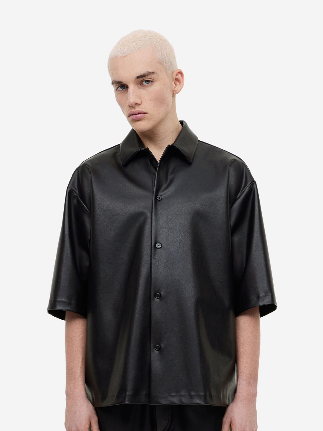 

H&M Men Loose Fit Boxy Shirt, Black