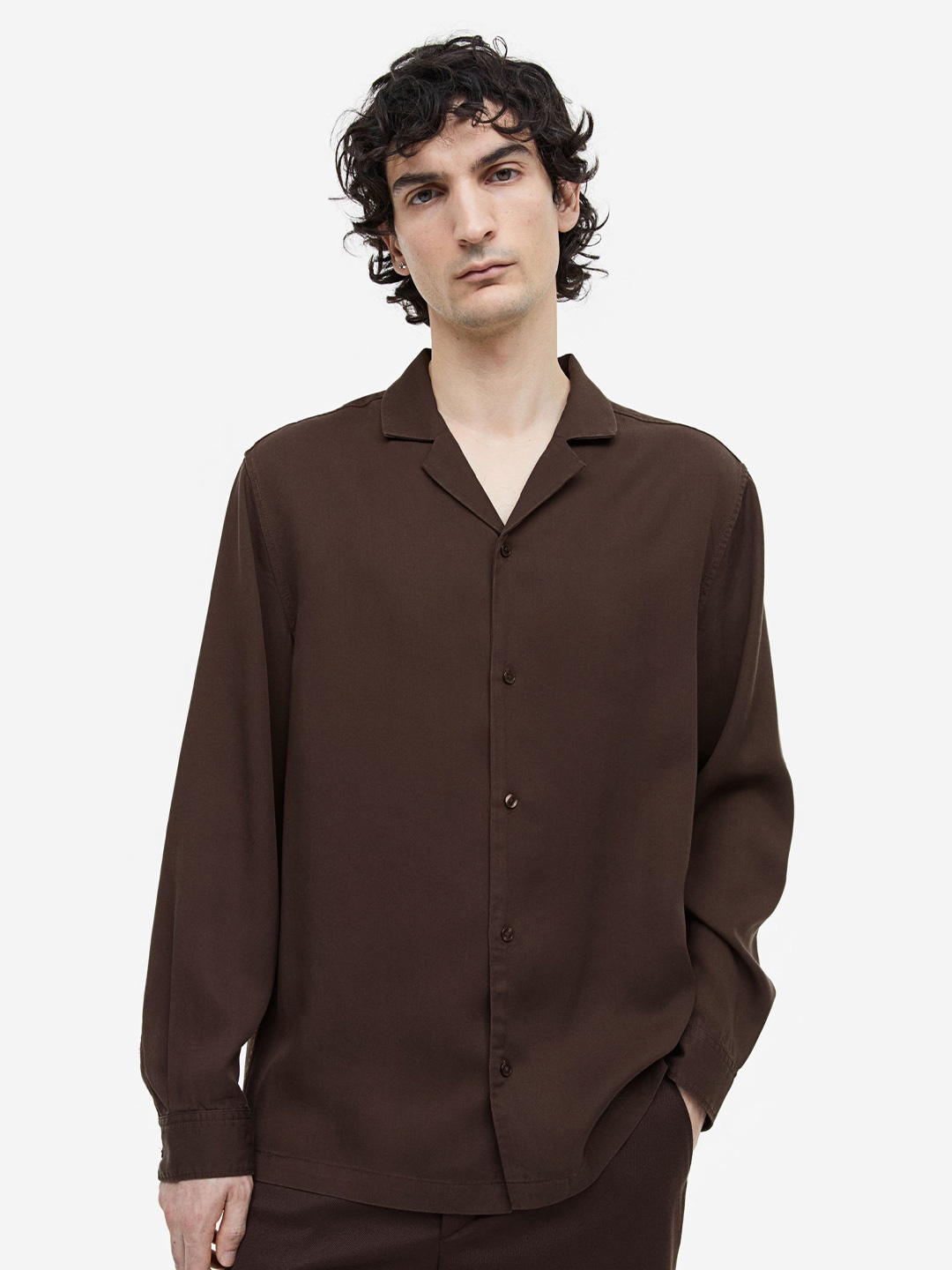 

H&M Men Regular Fit Long-sleeved Lyocell Resort Shirt, Brown