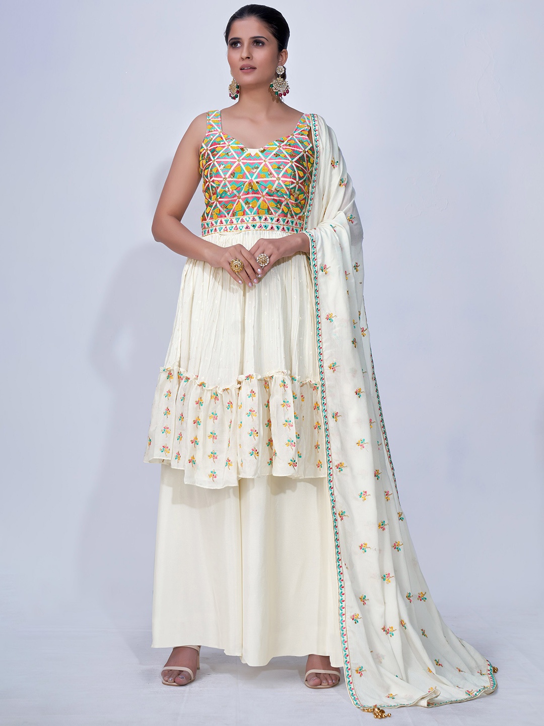 

Fusionic Ethnic Motifs Yoke Design V Neck Sequinned Kurta With Palazzos & Dupatta, Off white