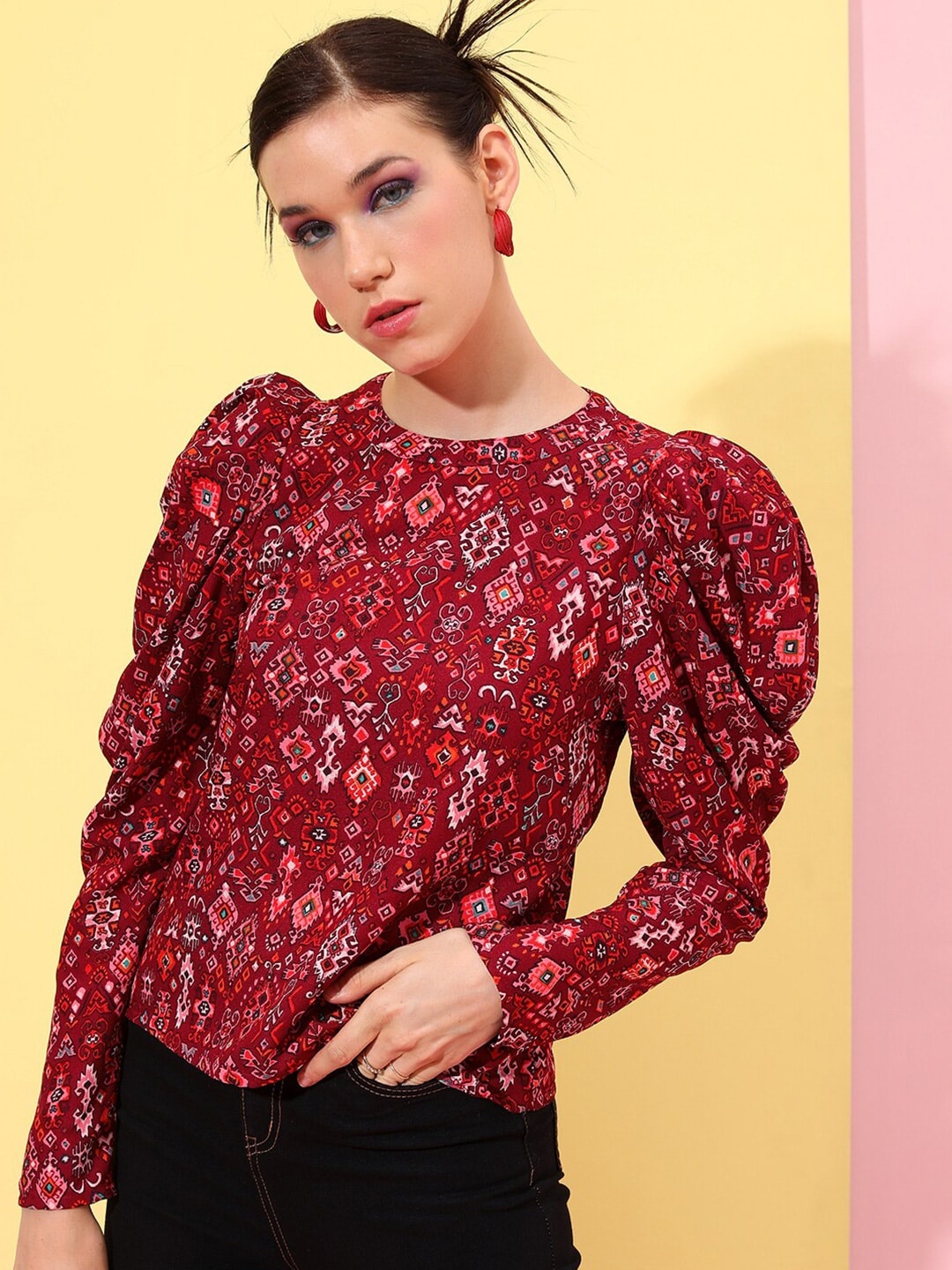

Tokyo Talkies Geometric Printed Puff Sleeves Casual Top, Maroon