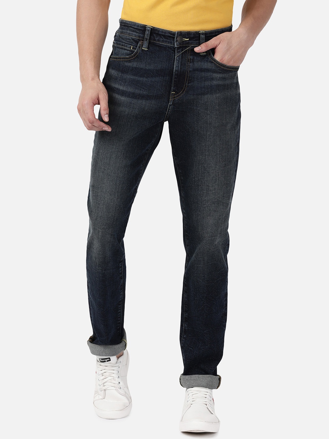 

Passion Men Mid-Rise Light Fade Stretchable Cotton Jeans, Blue