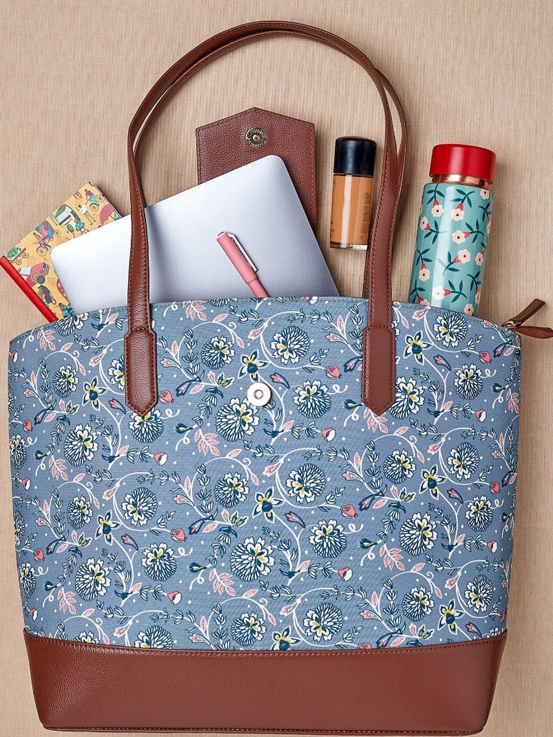 

TEAL BY CHUMBAK Floral Printed Oversized Structured Tote Bag, Blue