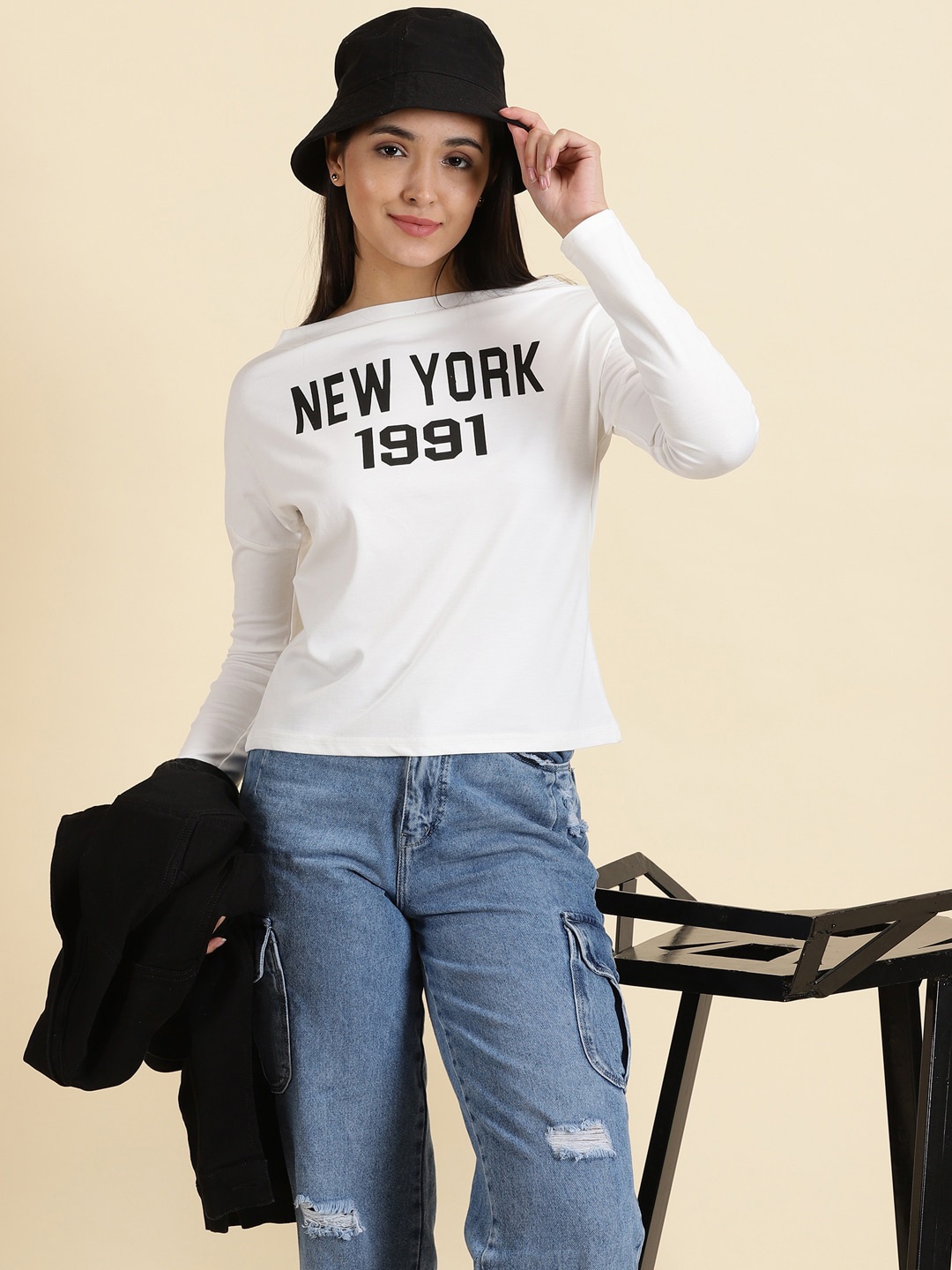 

SHOWOFF Boat Neck Typography Printed Top, White