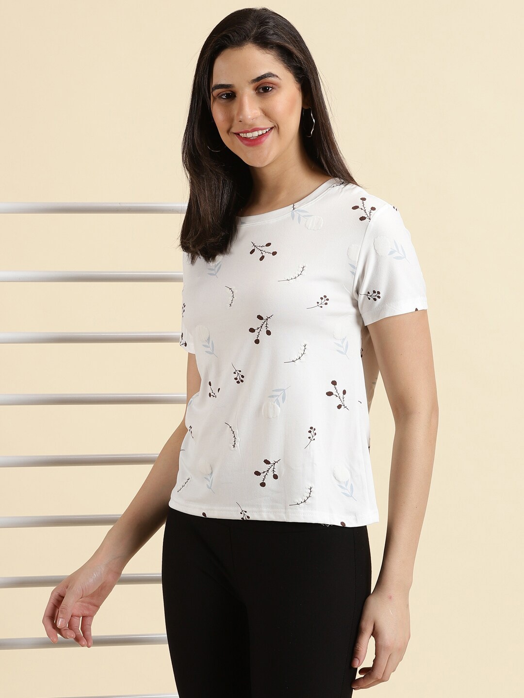 

SHOWOFF Floral Printed Round Neck T-Shirt, White
