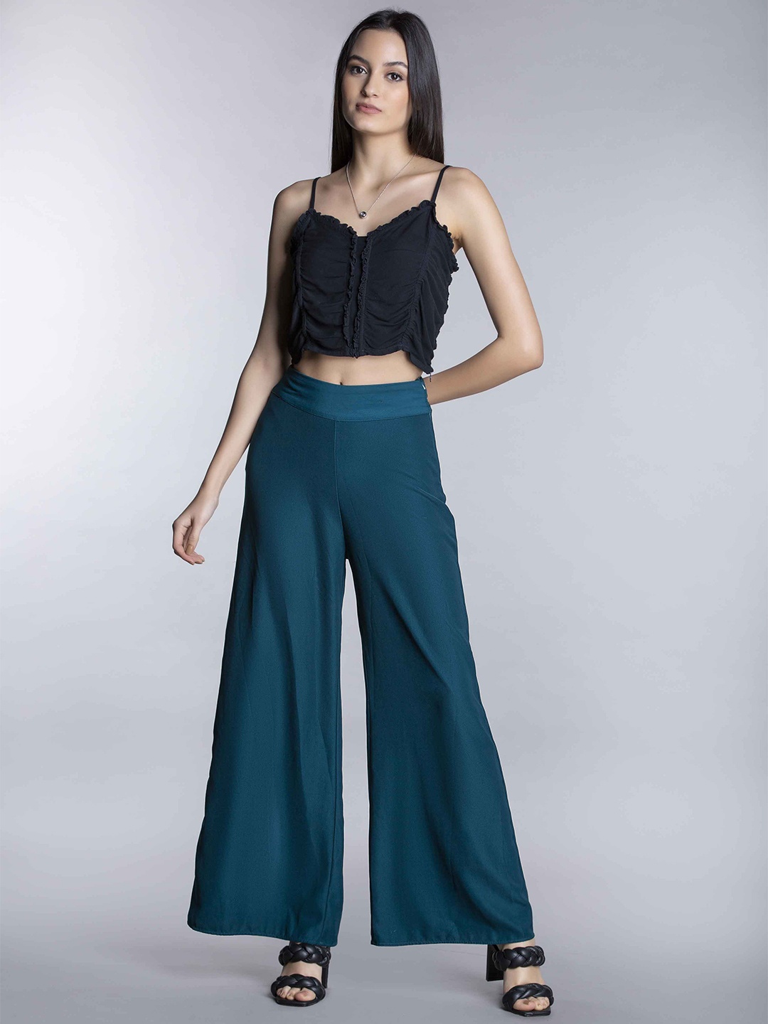 

MKOAL Shoulder Straps Pure Cotton Crop Top, Black