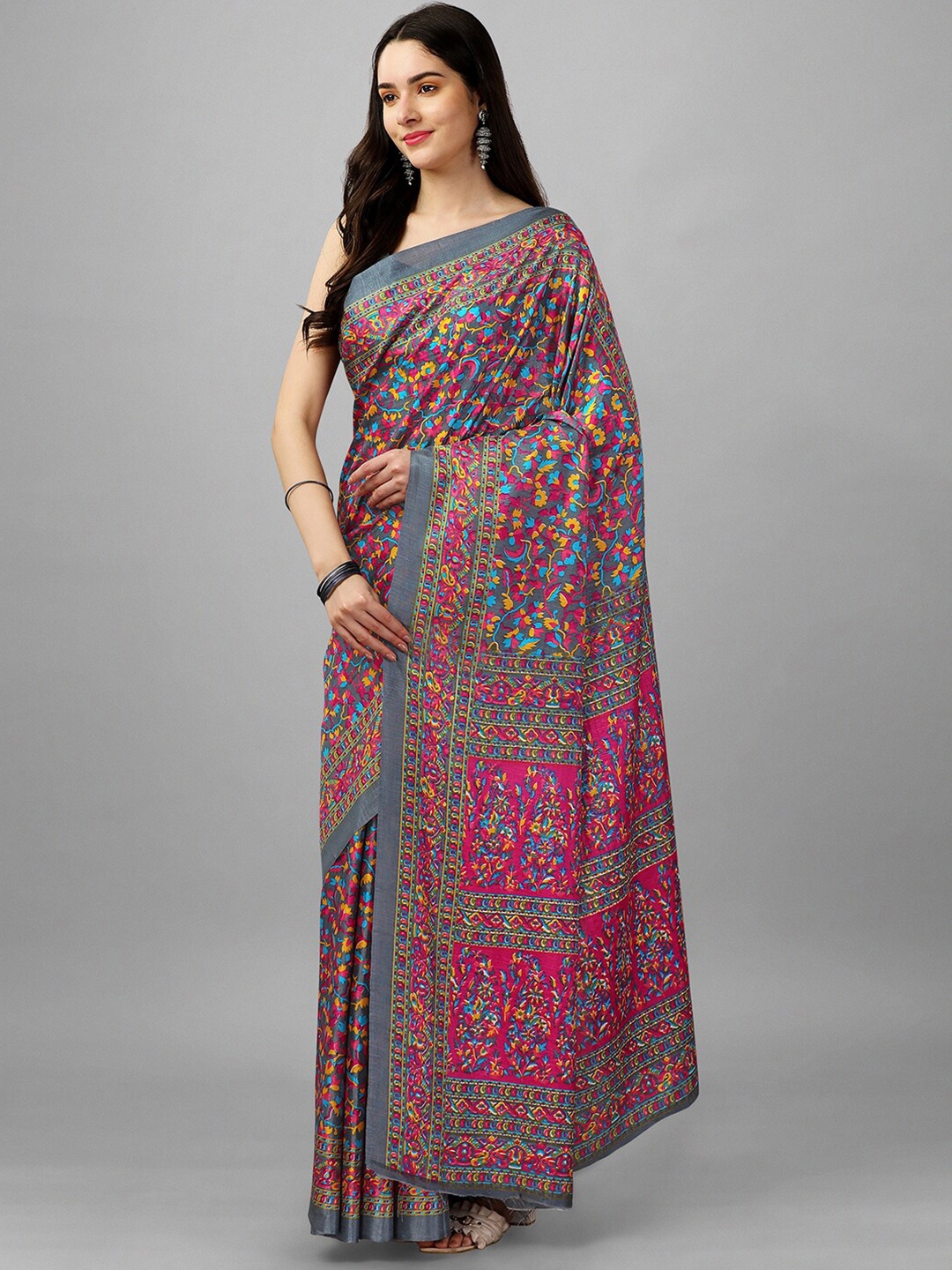 

GORGONE Floral Printed Saree, Pink