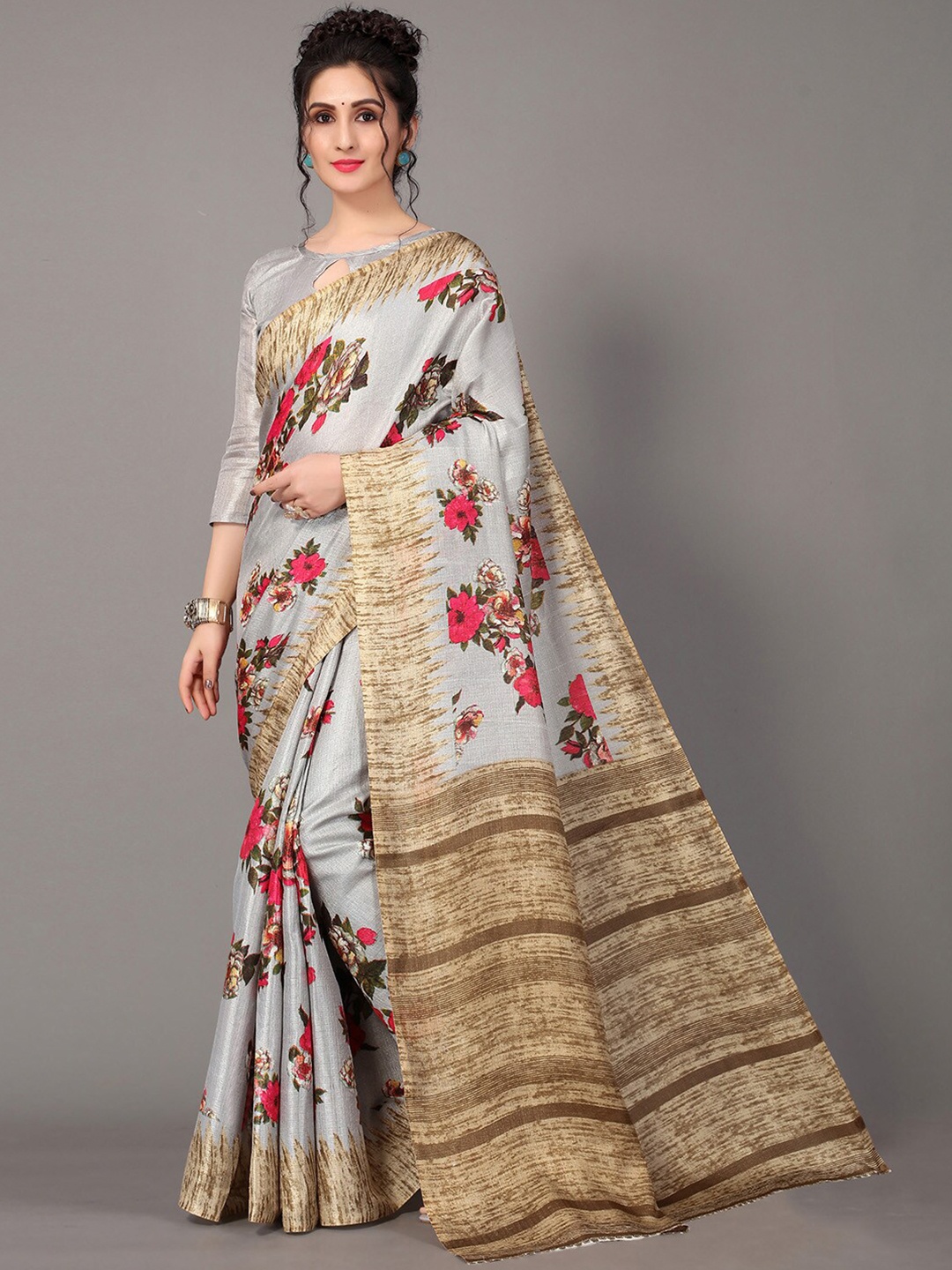 

GORGONE Floral Printed Saree, Grey