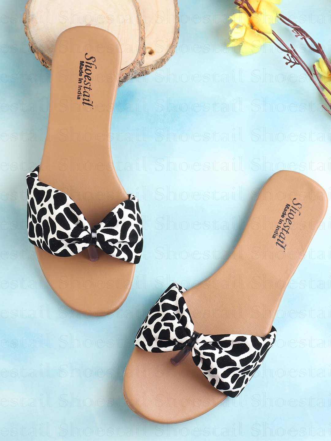 

Shoestail Women Printed Open Toe Flats With Bows, White