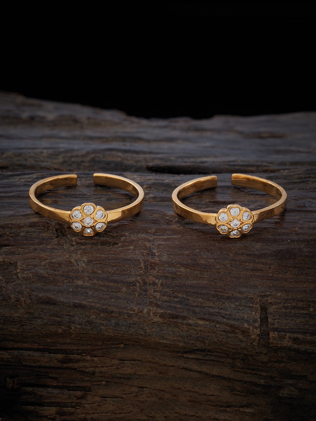 

Kushal's Fashion Jewellery Gold-Plated CZ Studded Toe Ring