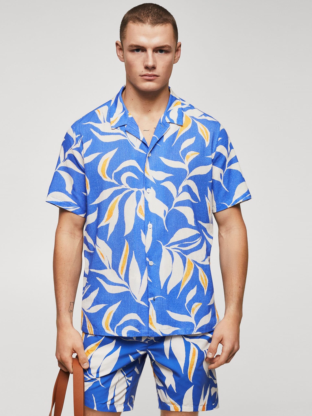 

MANGO MAN Pure Cotton Floral Opaque Printed Casual Shirt, Blue