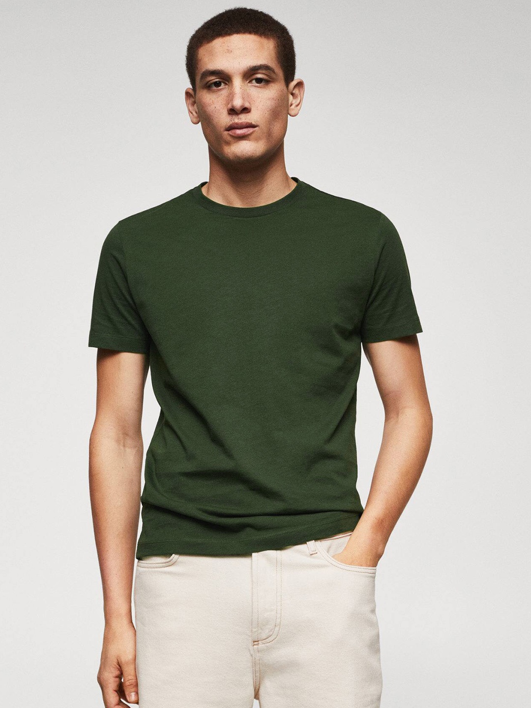 

MANGO MAN Solid Pure Cotton T-shirt, Olive