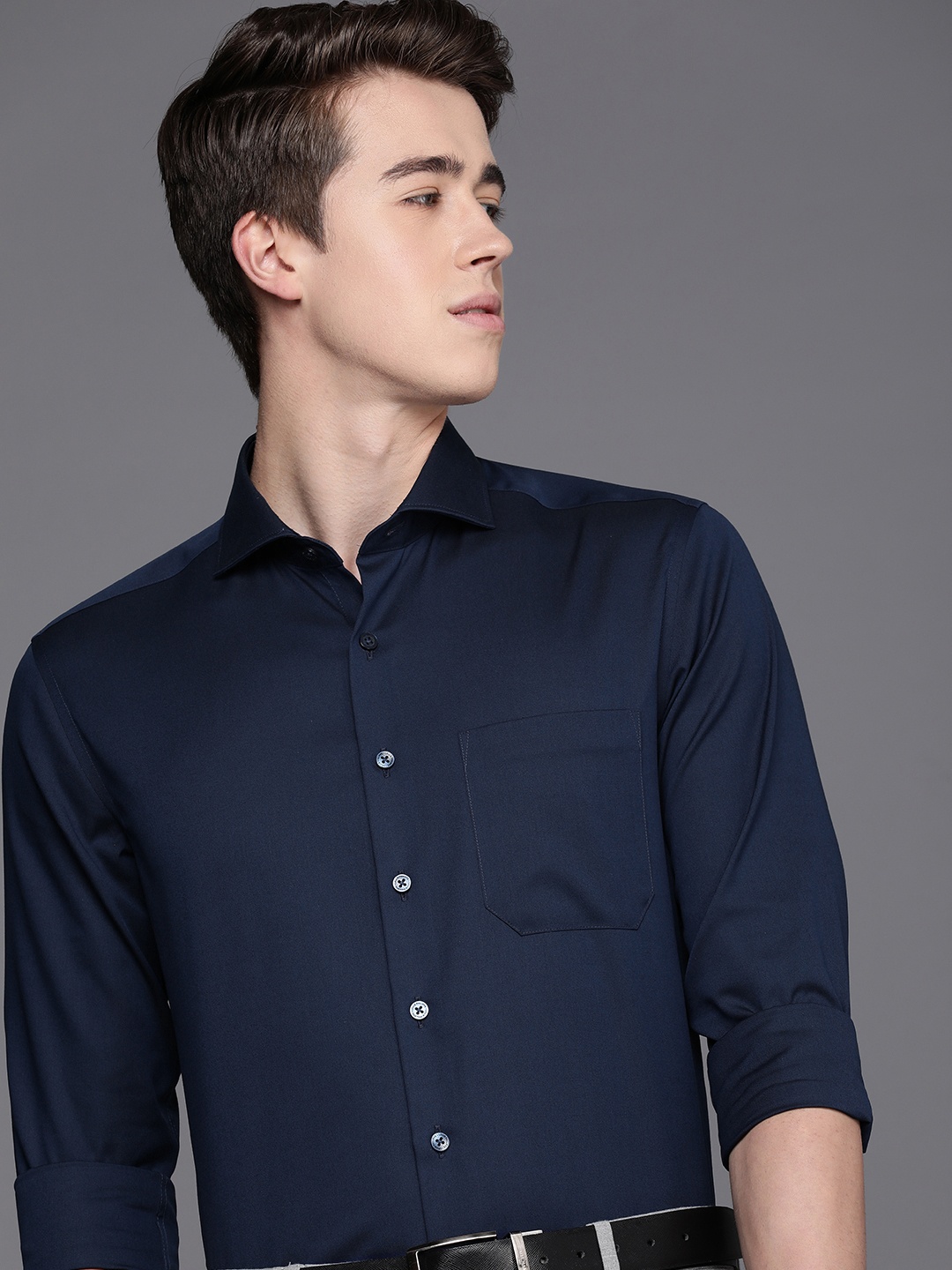

Louis Philippe Men Slim Fit Pure Cotton Formal Shirt, Navy blue