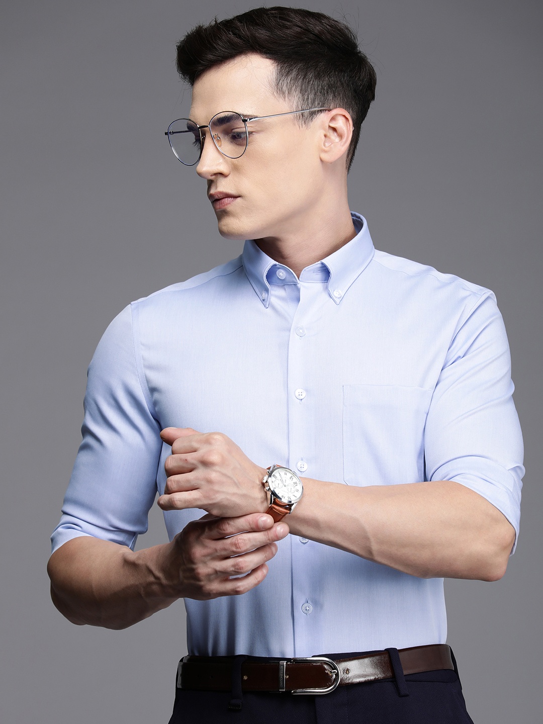 

Louis Philippe Solid Super Slim Fit Pure Cotton Formal Shirt, Blue