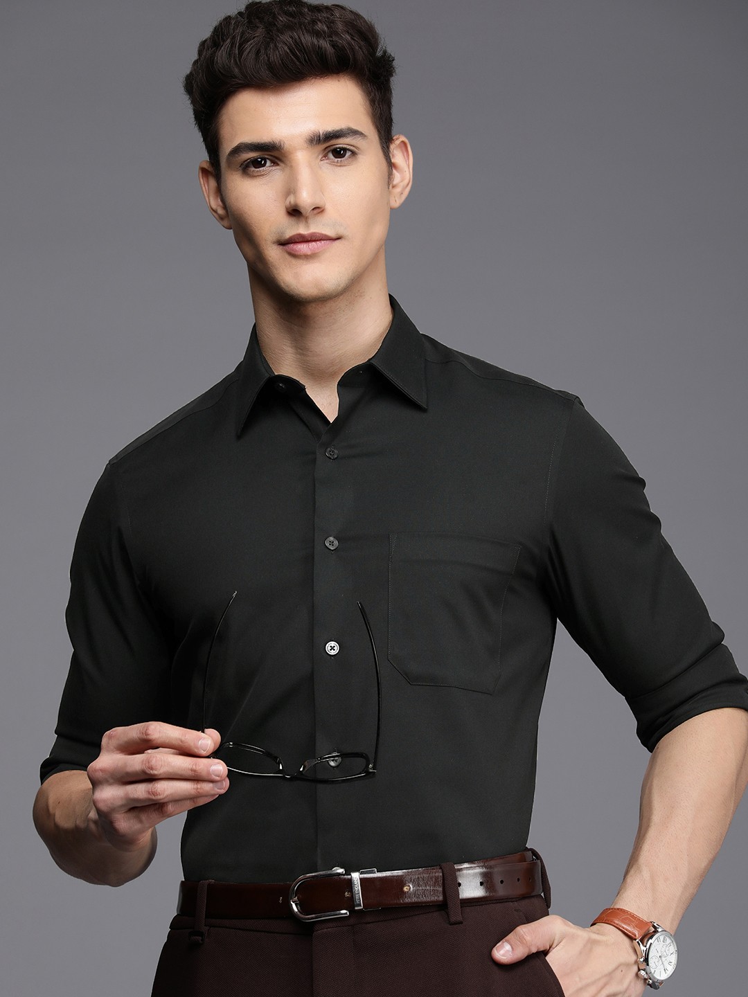 

Louis Philippe Men Classic Regular Fit Solid Opaque Pure Cotton Formal Shirt, Black