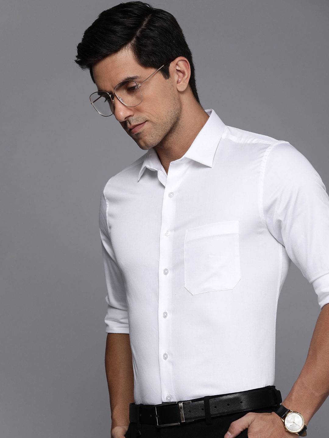 

Louis Philippe Men Solid Slim Fit Spread Collar Formal Shirt, White