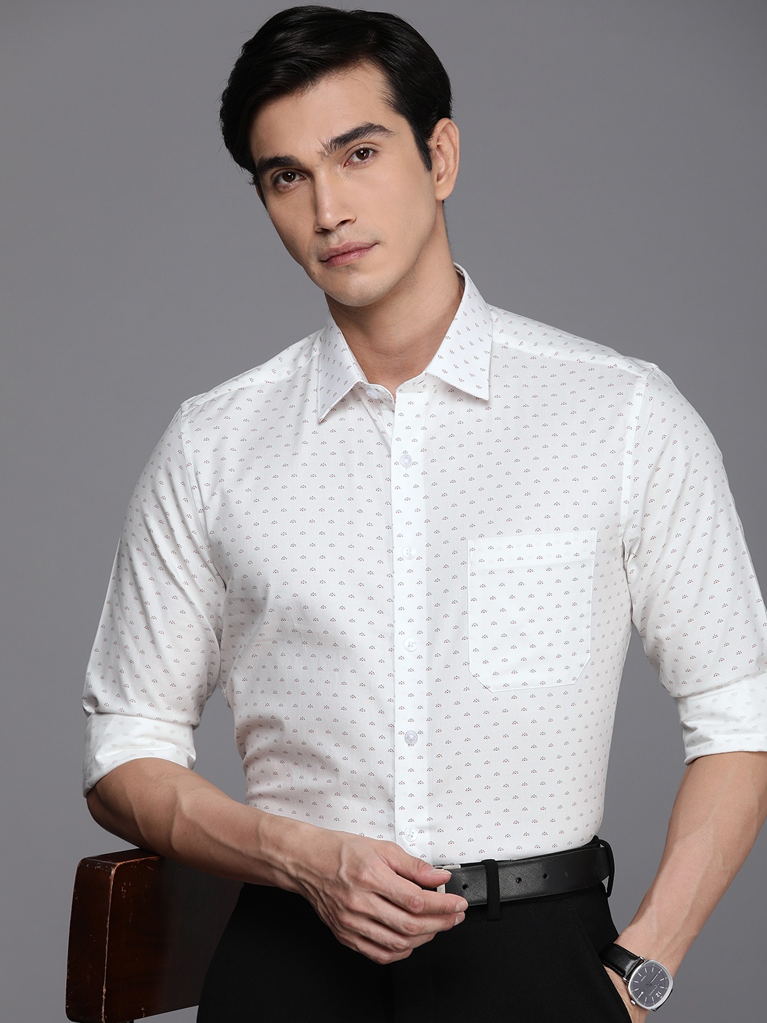 

Louis Philippe Men Slim Fit Pure Cotton Printed Formal Shirt, White