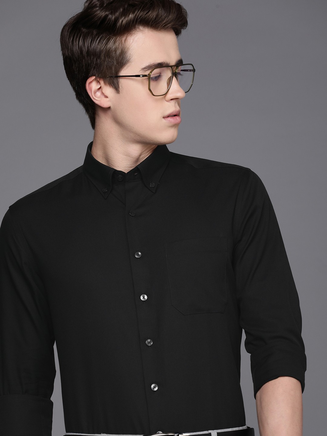 

Louis Philippe Men Slim Fit Pure Cotton Formal Shirt, Black