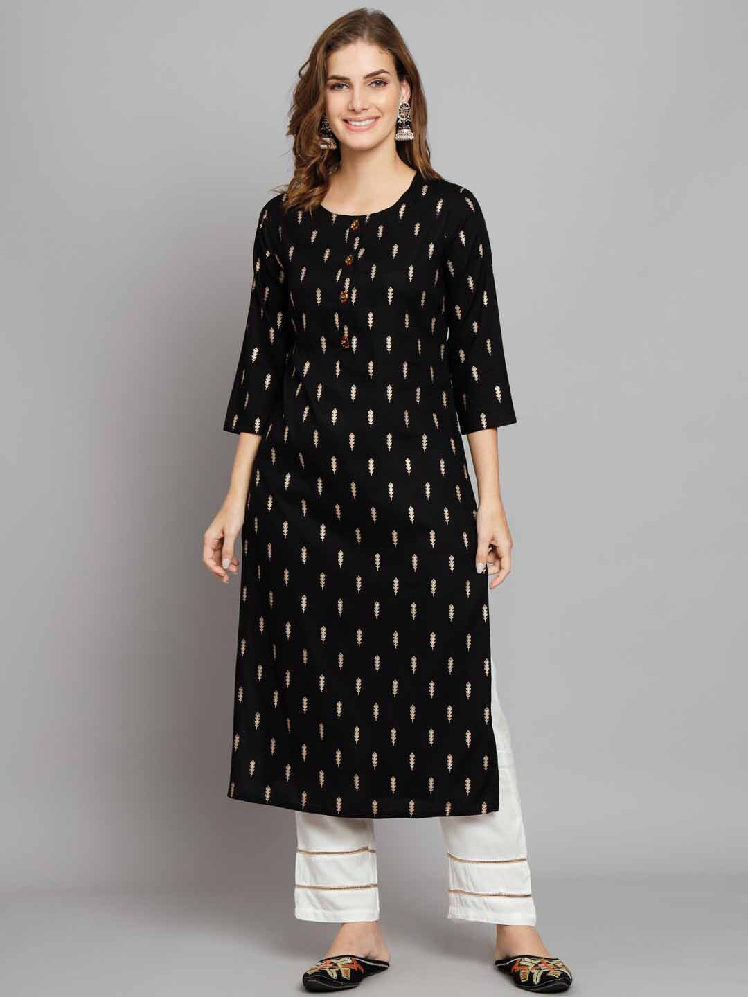 

Nehamta Ethnic Motifs Printed Straight Kurta with Palazzos, Black