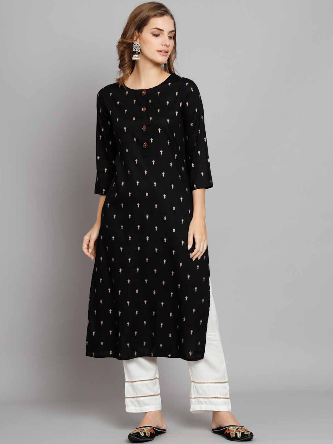 

Nehamta Floral Printed Regular Kurta With Palazzos, Black
