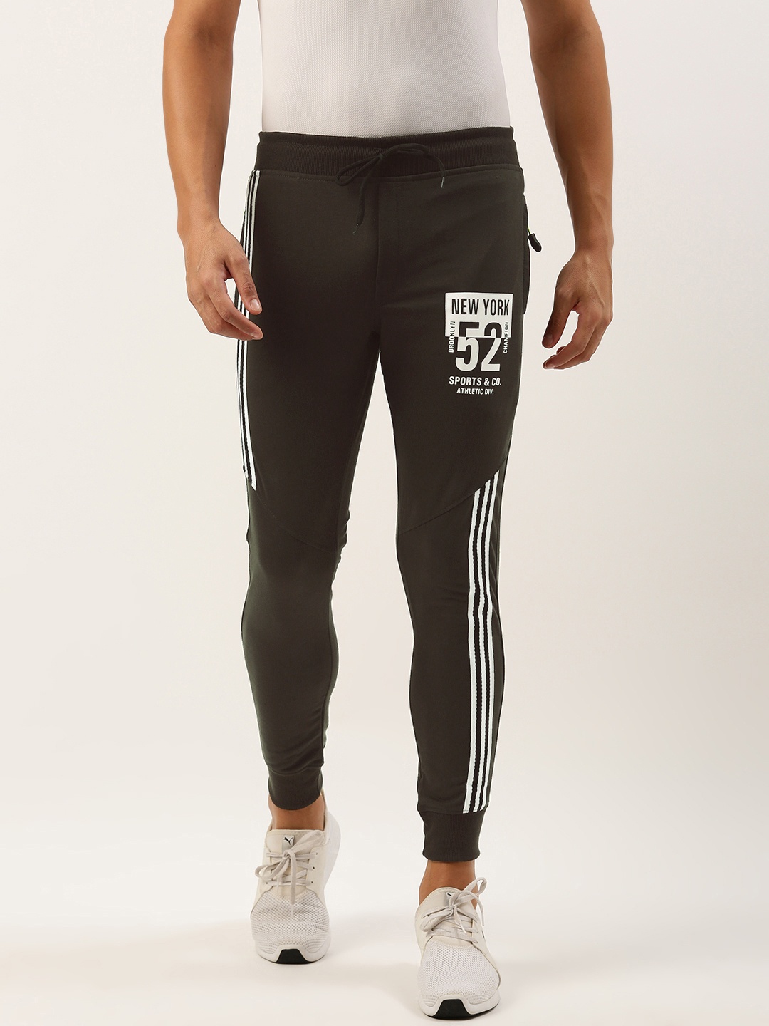 

Sports52 wear Men Striped Outdoor Slim Fit Joggers, Olive