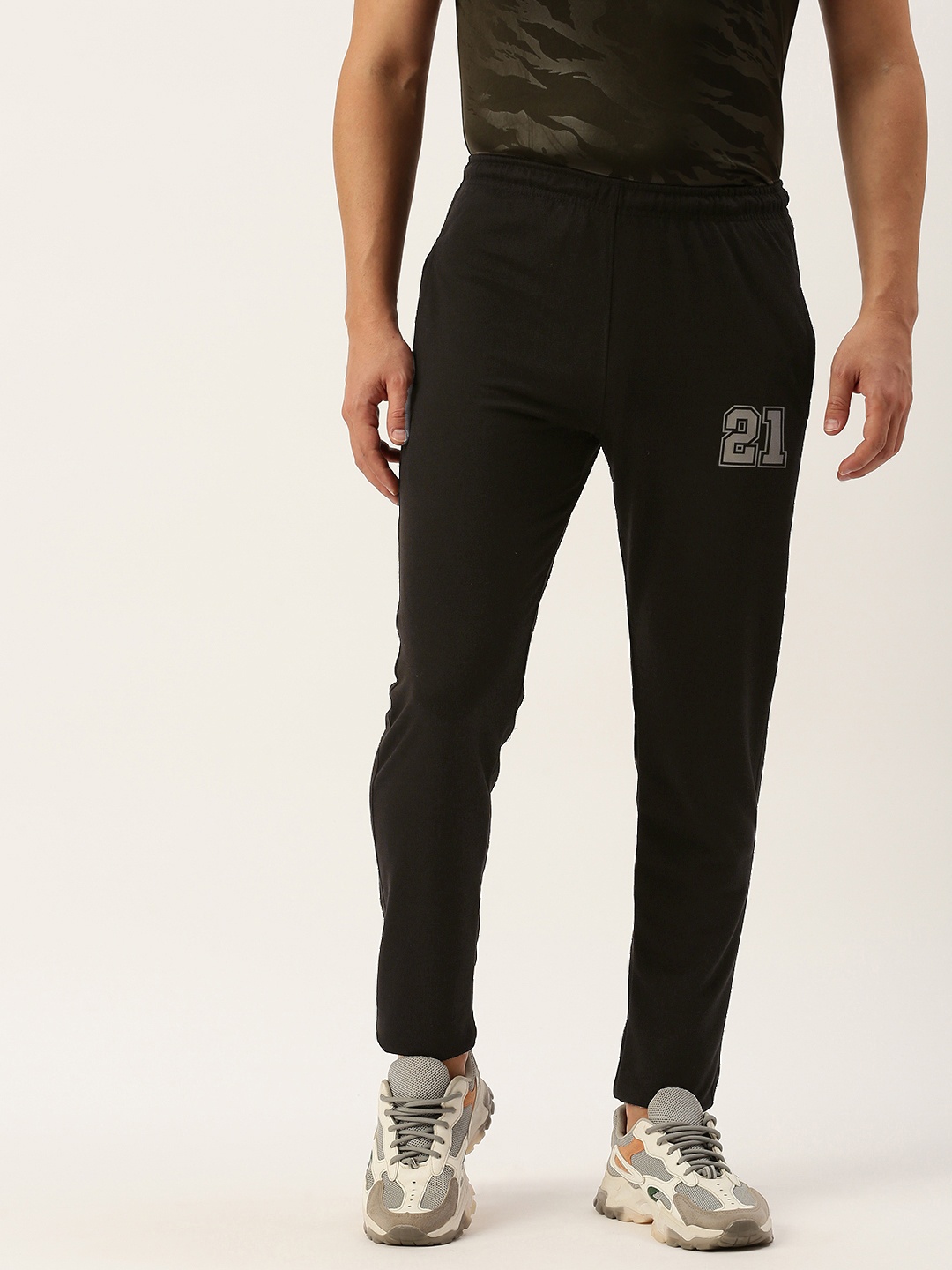 

Sports52 wear Men Mid Rise Slim Fit Training Track Pants, Black