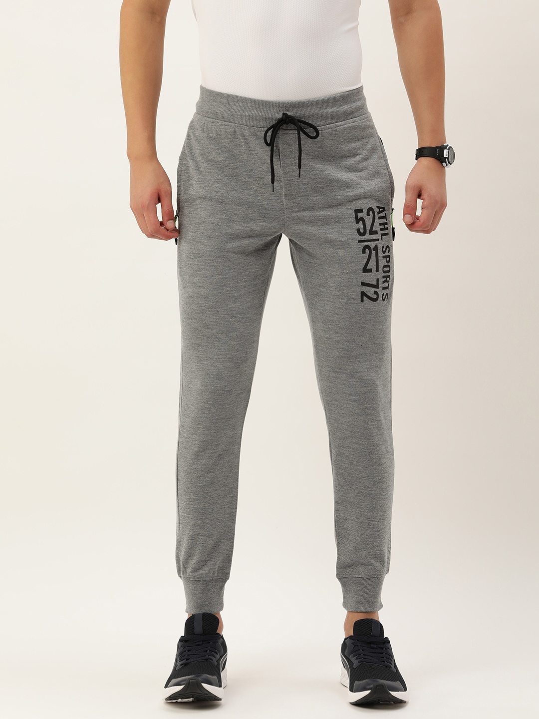 

Sports52 wear Men Slim Fit Joggers, Grey melange