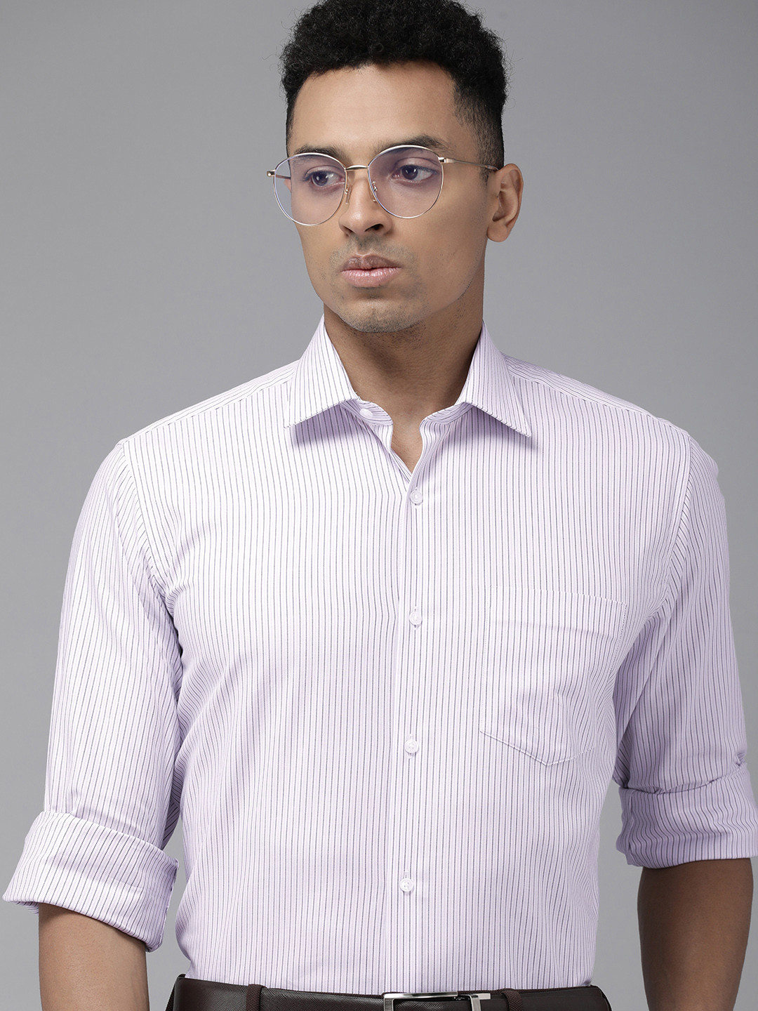 

Van Heusen Men Pure Cotton Custom Fit Striped Spread Collar Formal Shirt, Lavender