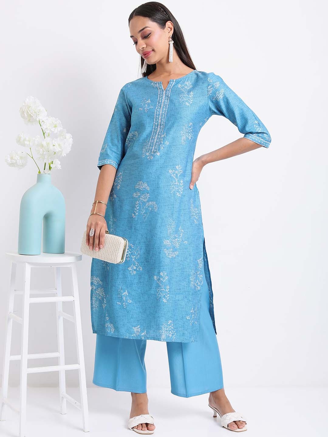 

KETCH Notched Neck Floral Printed Kurta with Palazzos, Blue