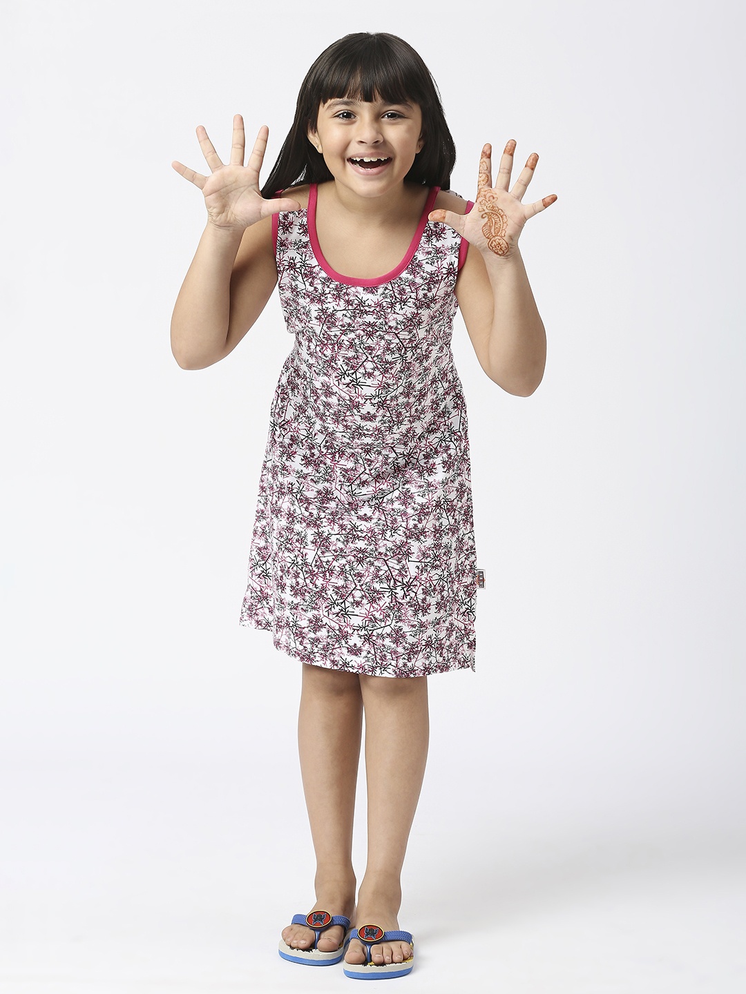

SINI MINI Girls Abstract Printed Pure Cotton Nightdress, White