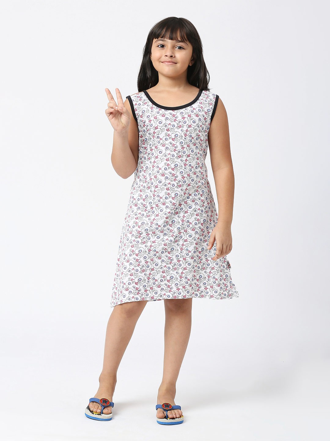 

SINI MINI Girls Ethnic Motifs Printed Pure Cotton Nightdress, Black