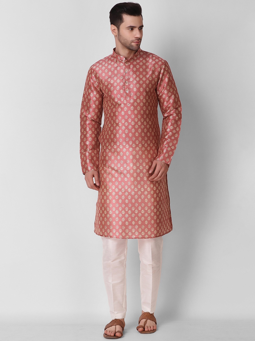 

Cult Indie Ethnic Motifs Printed Straight Kurta with Pyjamas, Peach