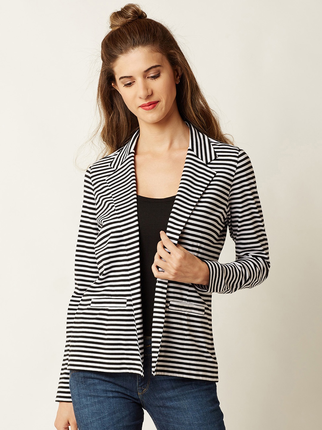 

Miss Chase Women Black & White Striped Front-Open Blazer