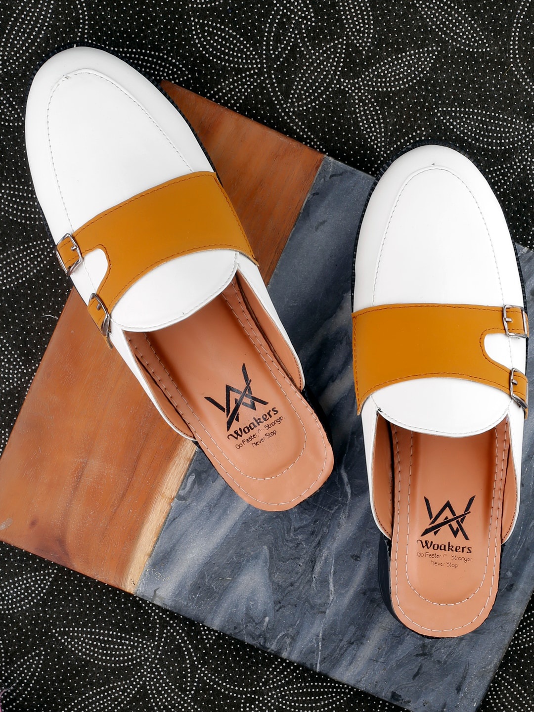 

Woakers Men Colourblocked Buckled Waterproof Lining Mules, White