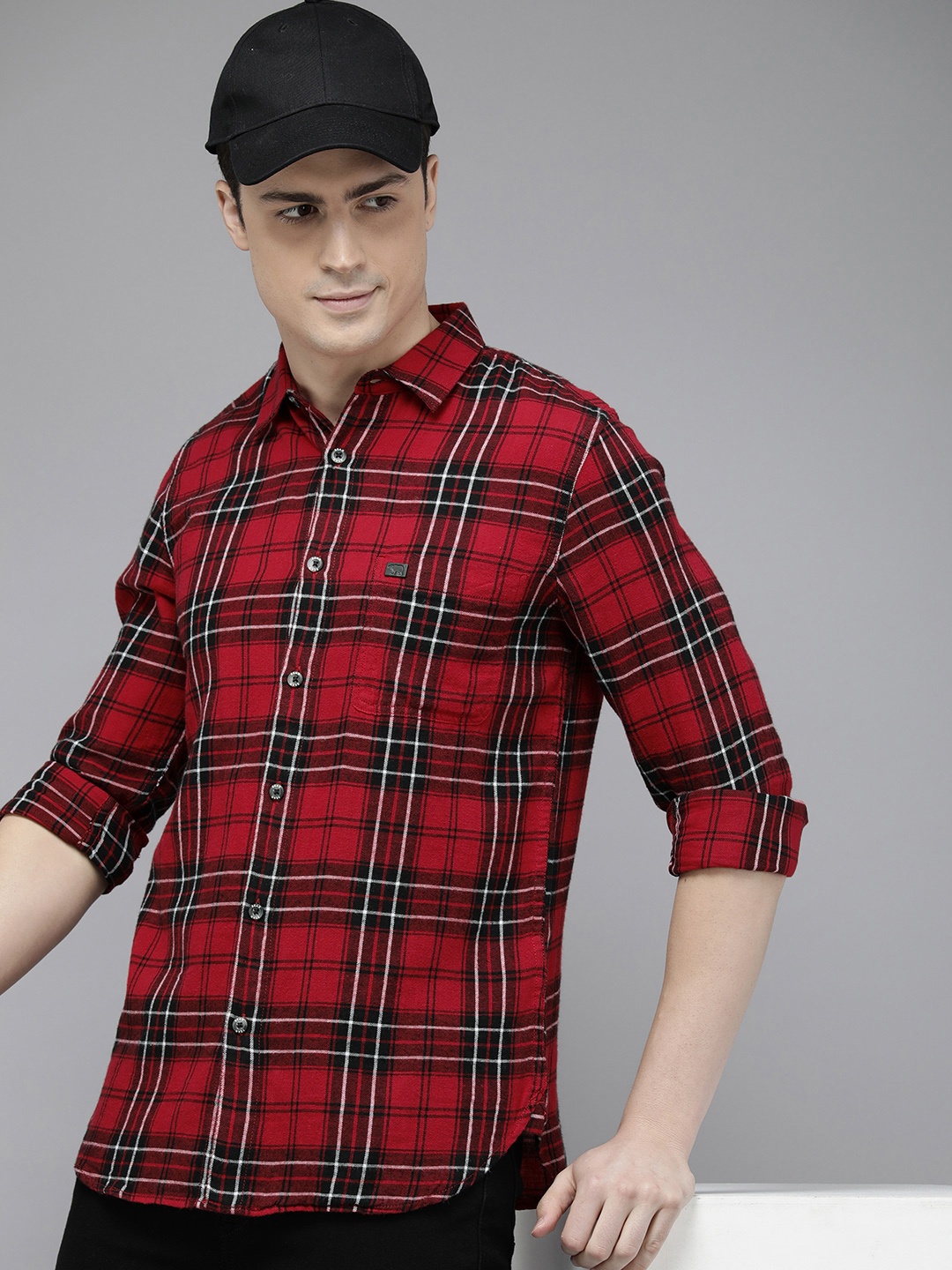 

THE BEAR HOUSE Men Red Slim Fit Tartan Checks Opaque Checked Casual Shirt