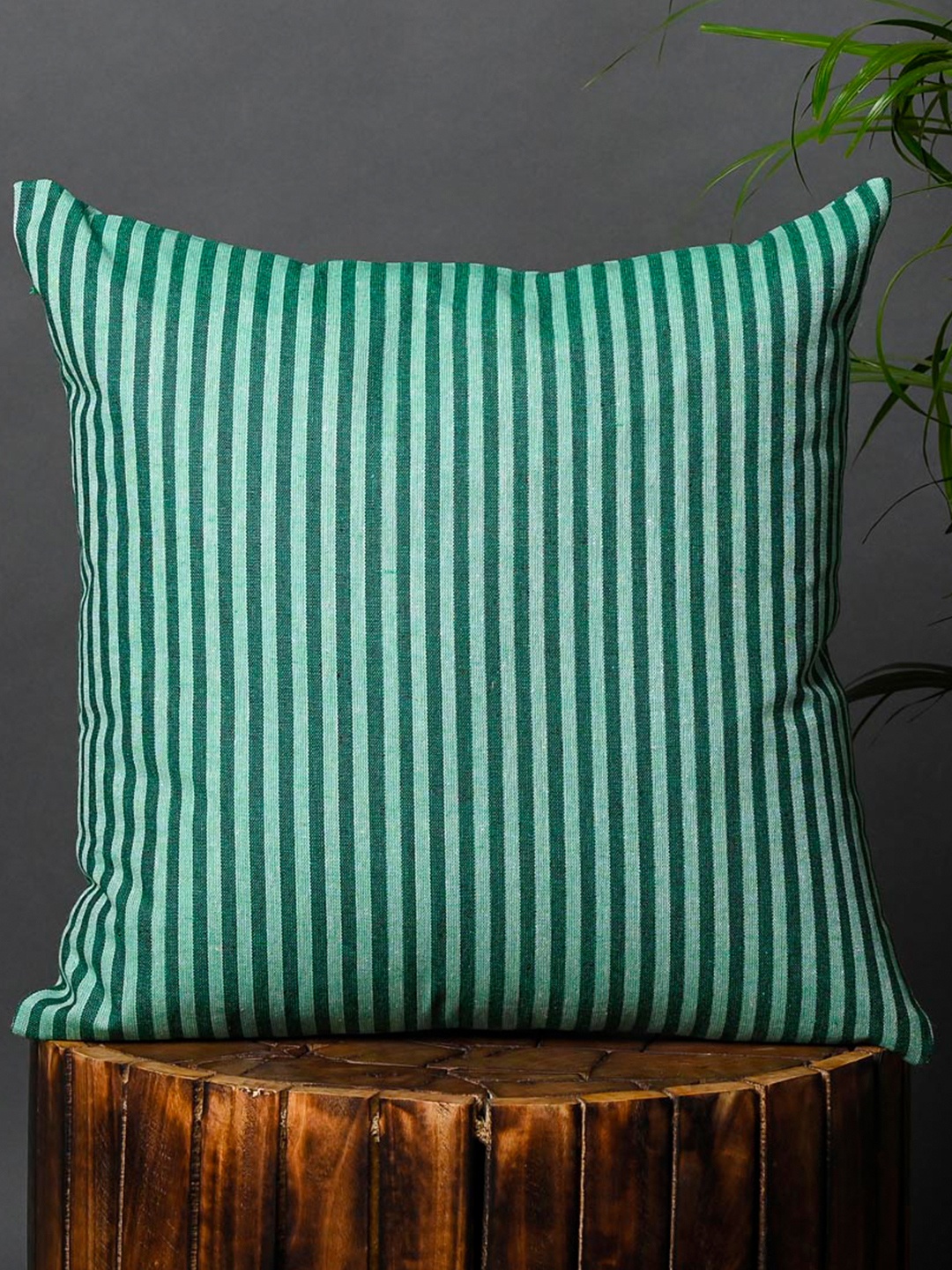 

OUSSUM Green 2 Pieces Striped Square Cotton Cushion Covers