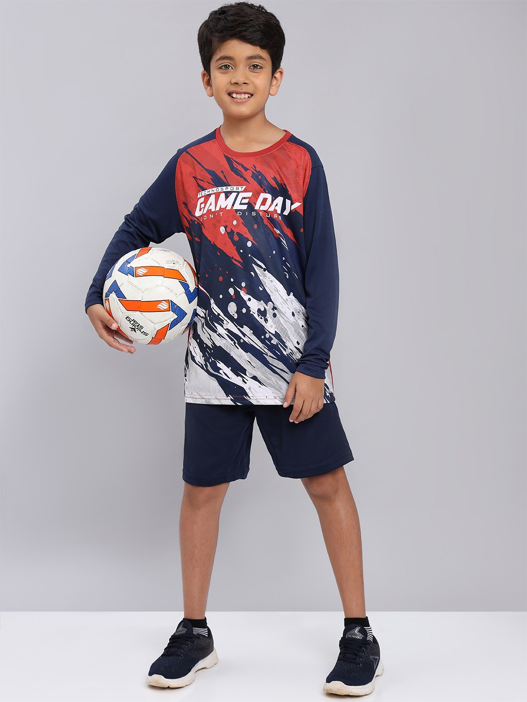 

Technosport Boys Typography Printed Long Sleeves Antimicrobial Slim Fit T-shirt, Red