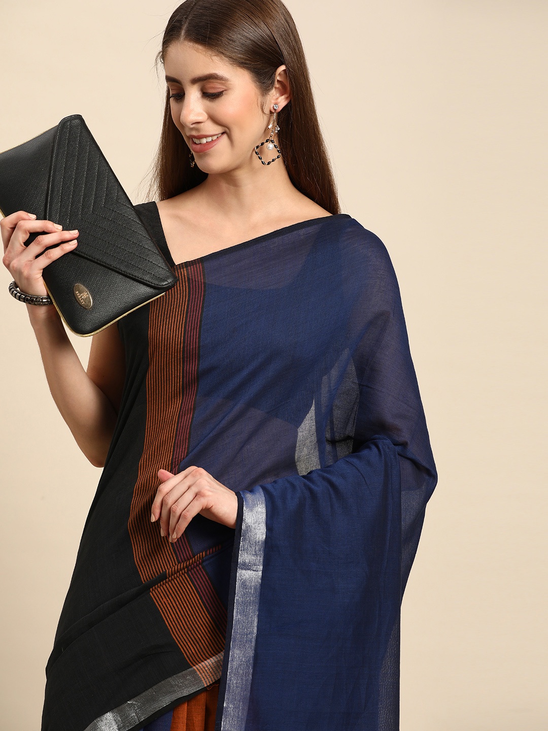 

ArtEastri Colourblocked Pure Cotton Taant Saree, Brown