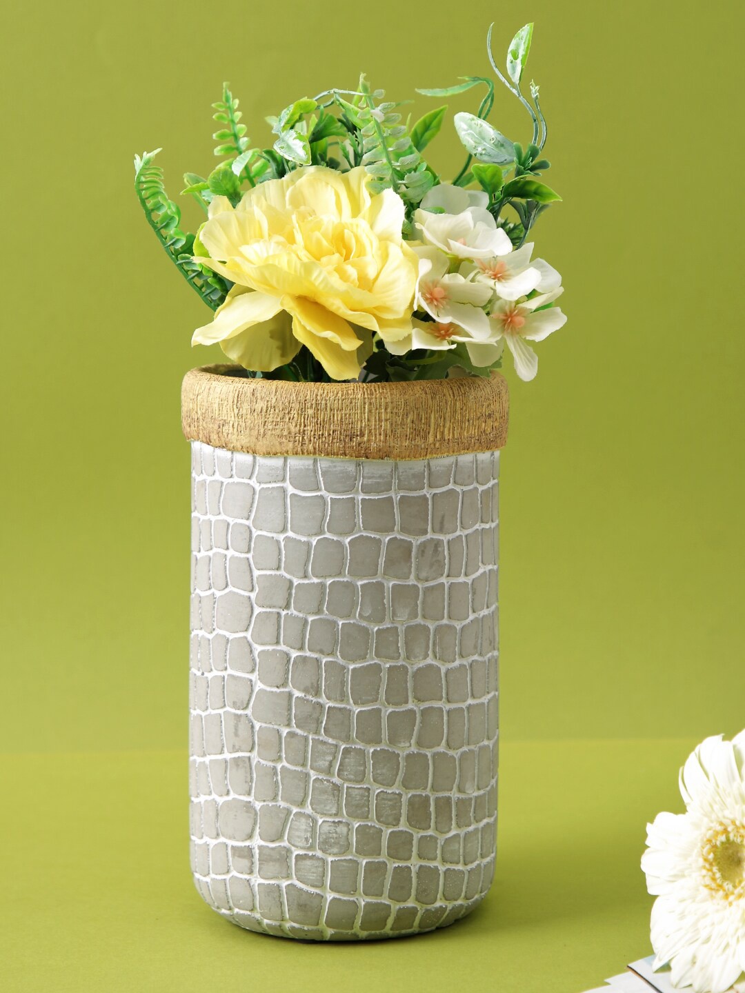 

TAYHAA Grey Textured Ceramic Planter